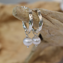 Charger l'image dans la galerie, Boucles d'oreilles torsades perlées