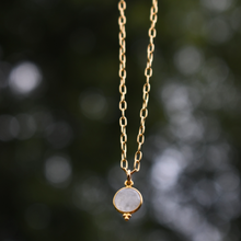 Charger l'image dans la galerie, Collier Vénus